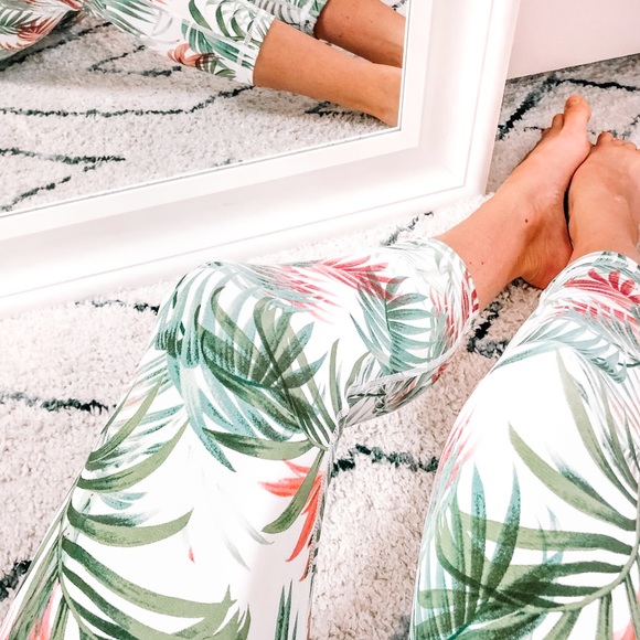 Tropical Leaves Palm Print Workout Leggings - Picture 2 of 6